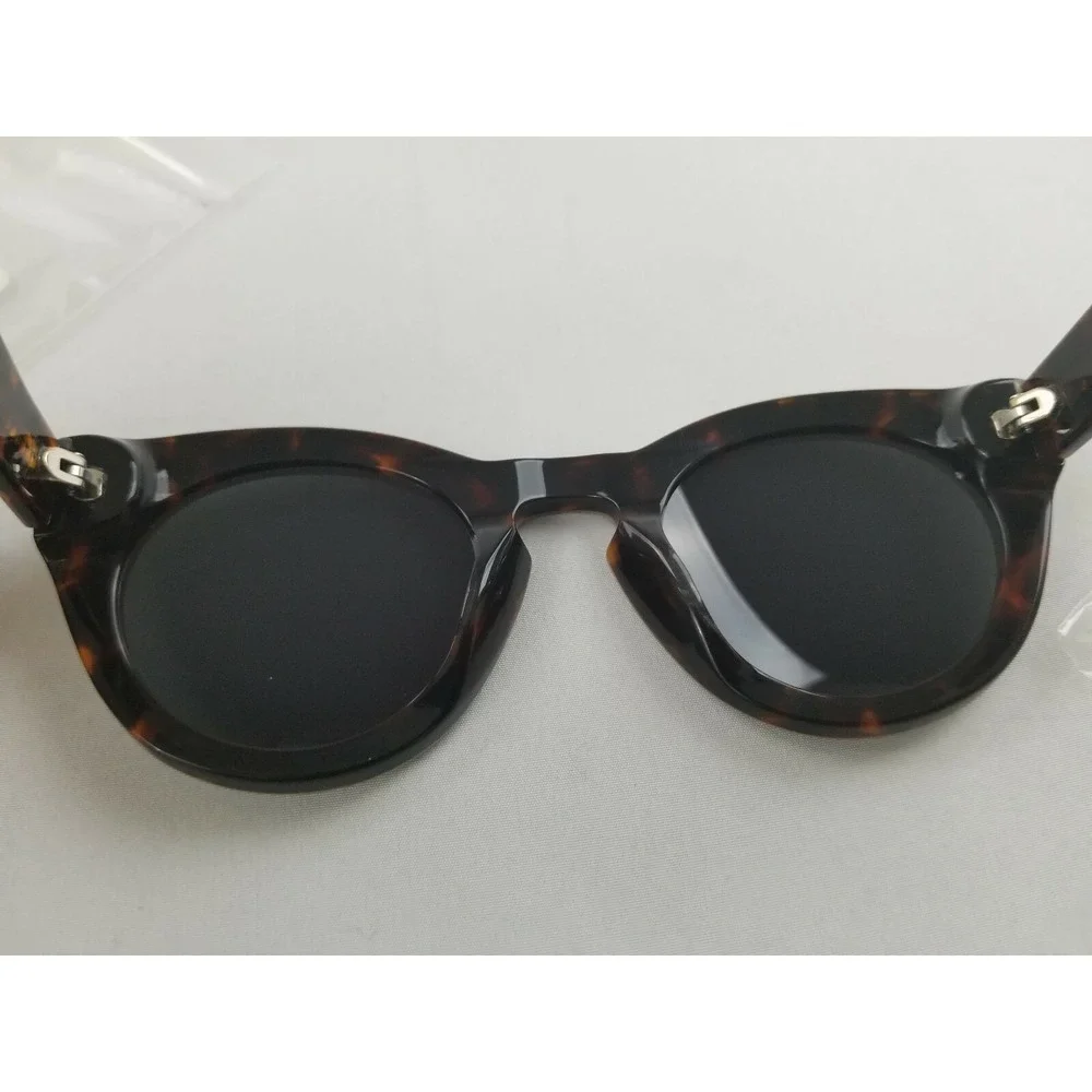 7 For All Mankind women fashion luxury designer sunglasses nougat MSRP $98